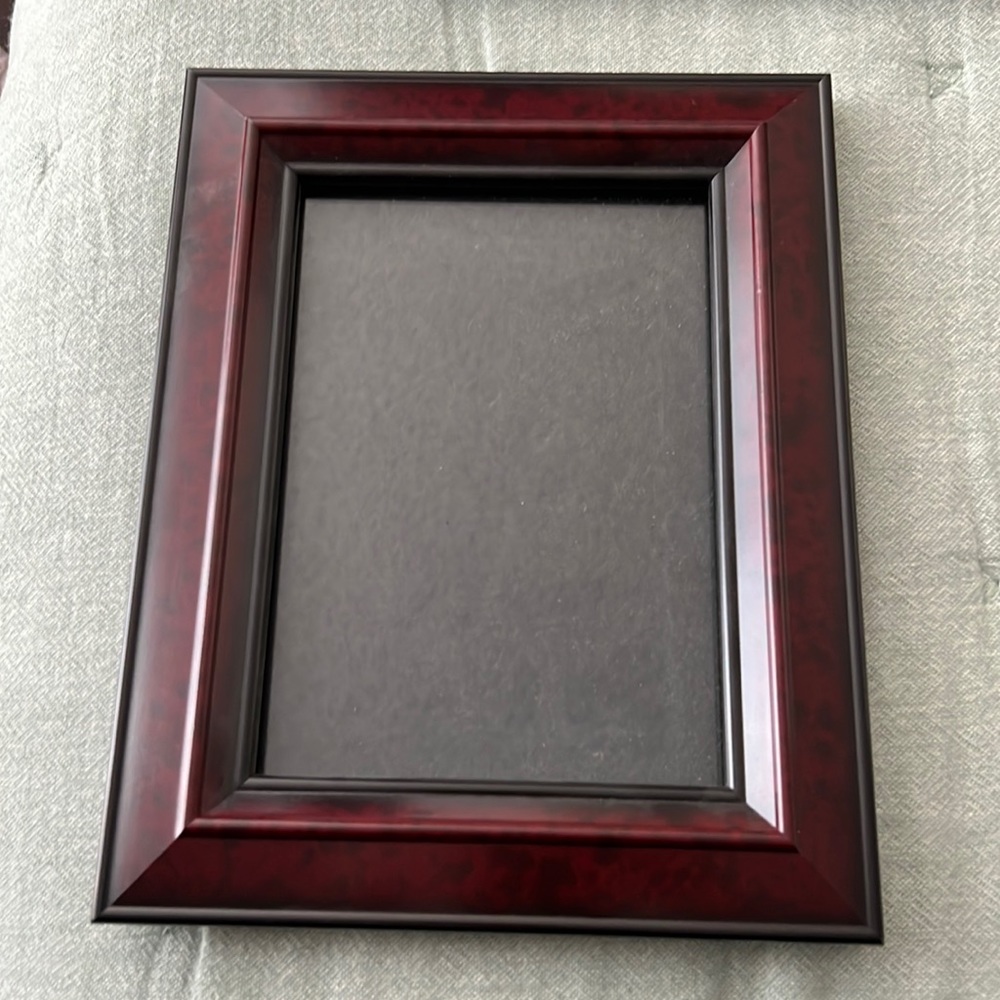 3 5x7 frames